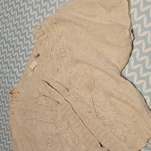 Short sleeve sweater